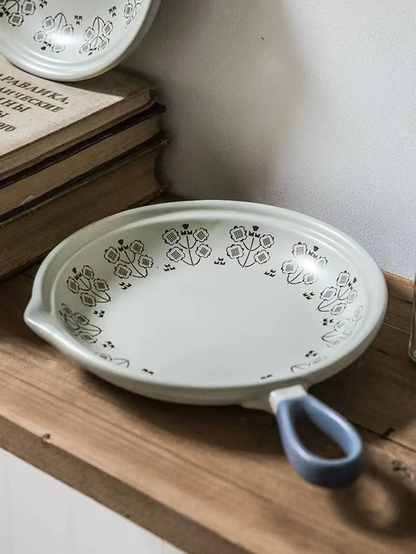 Elegant Ceramic Baking Pan
