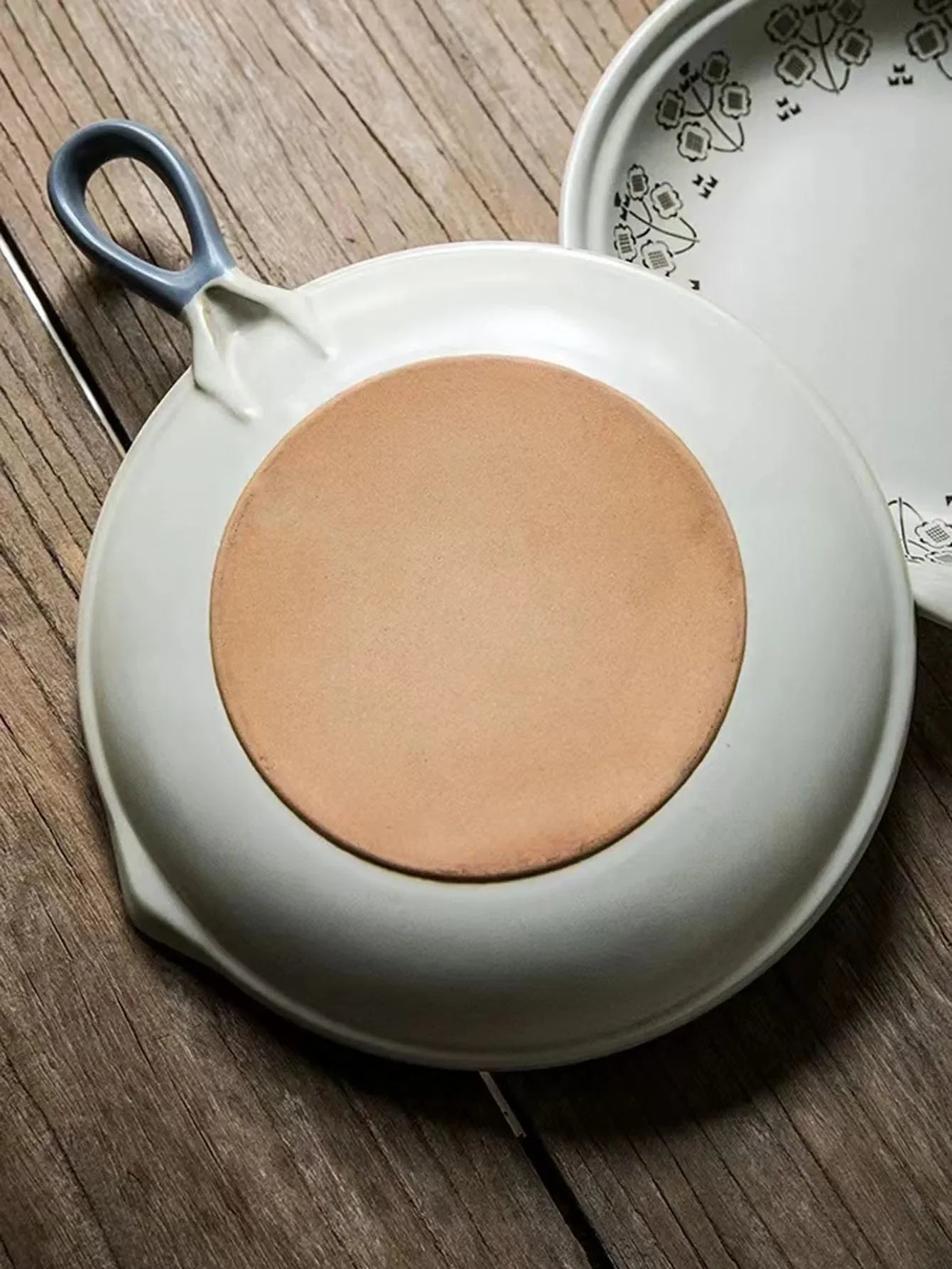 Elegant Ceramic Baking Pan